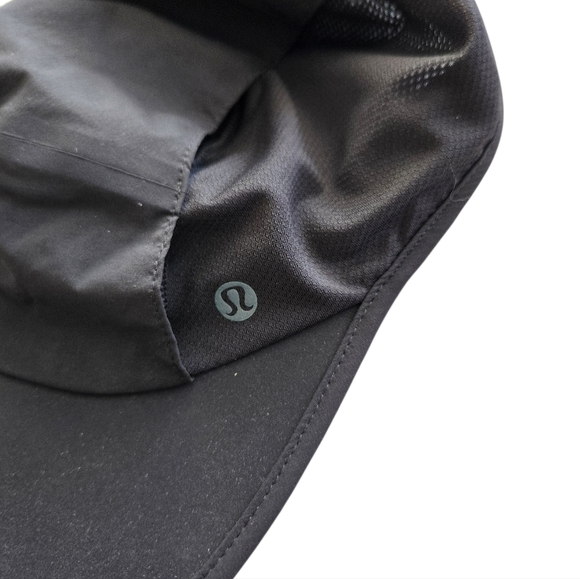 NWT Black Lululemon Cap with Reflective Stripes Size L/XL main image 8